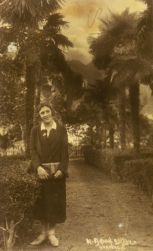 Η Πηνελόπη Ιορδανίδου, Σοβιετική Ένωση1934.